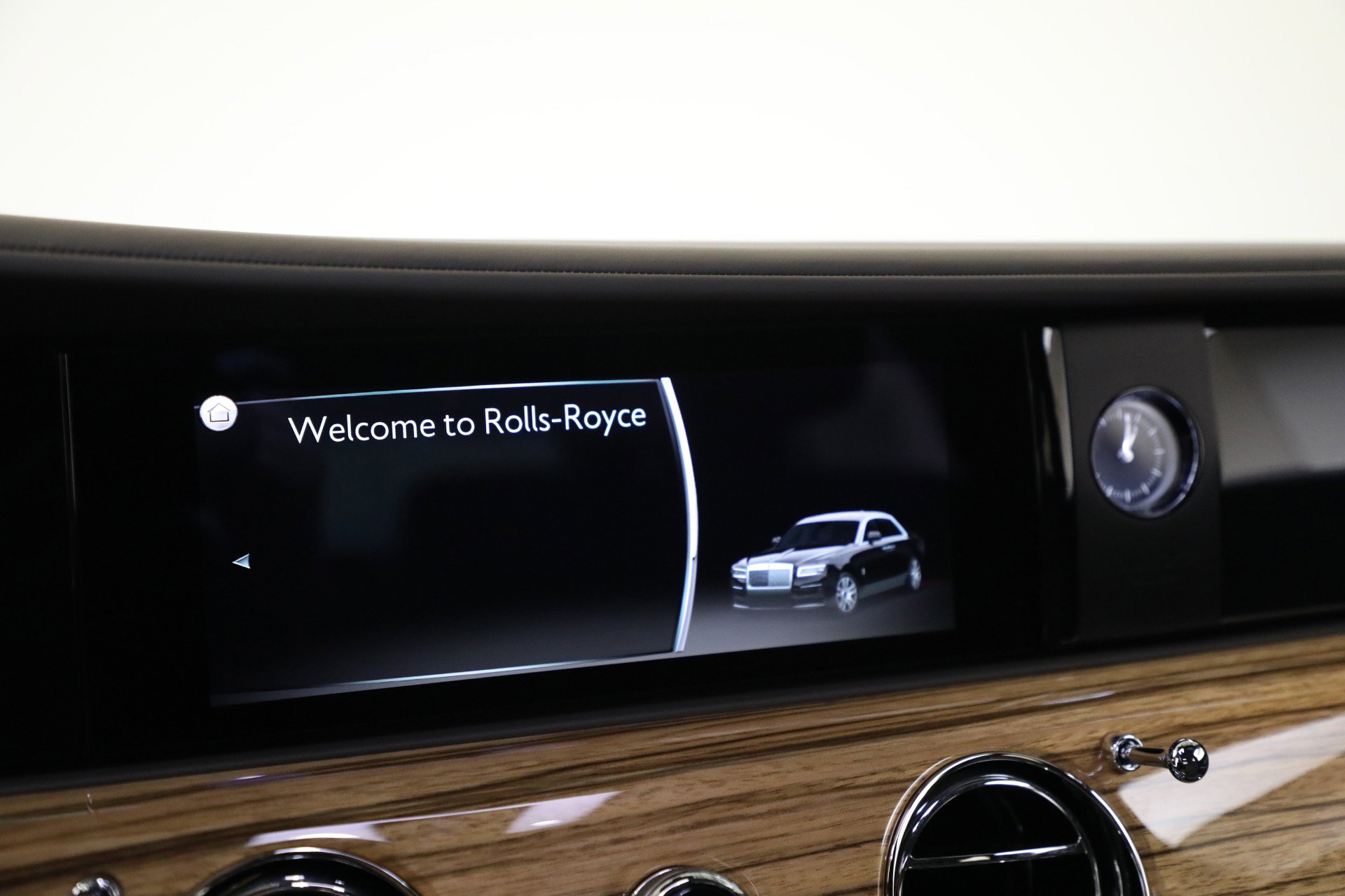 Certified 2024 Rolls-Royce Ghost Sedan image 14