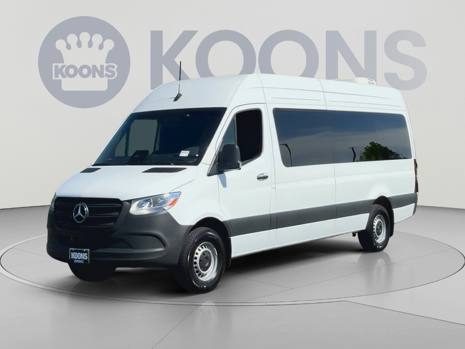 Used 2025 Mercedes-Benz Sprinter 2500 image 5