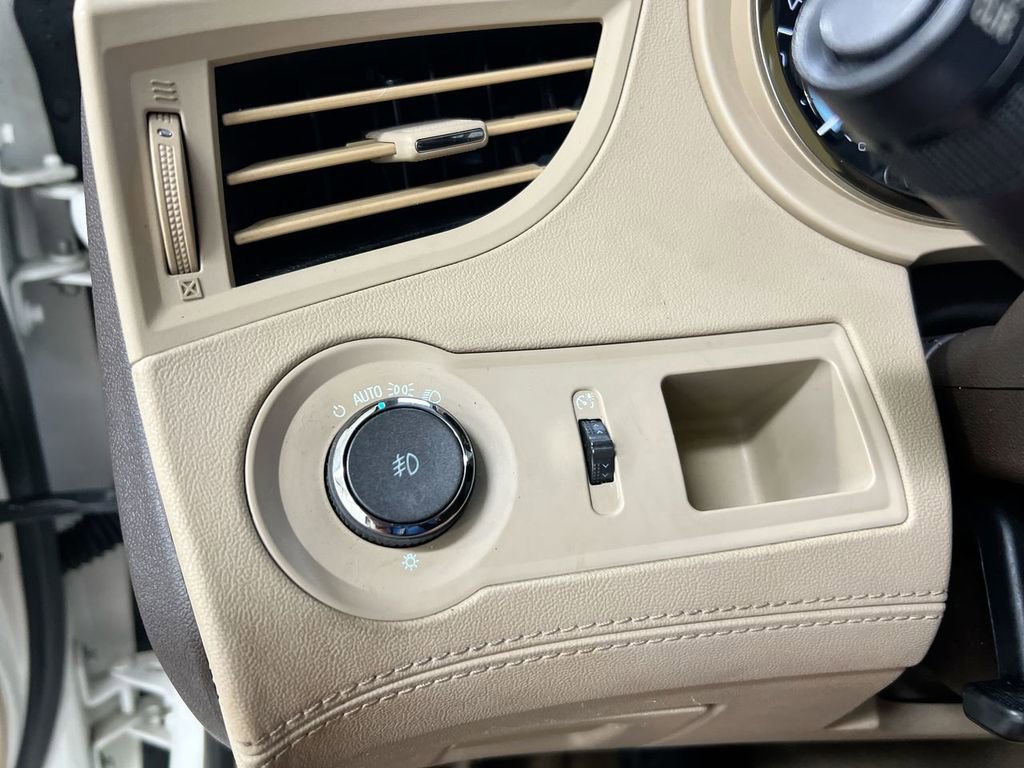 Used 2012 Buick LaCrosse Leather image 17