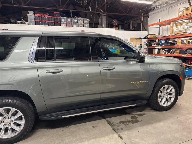 Used 2023 Chevrolet Suburban Premier AWD/4WD image 29