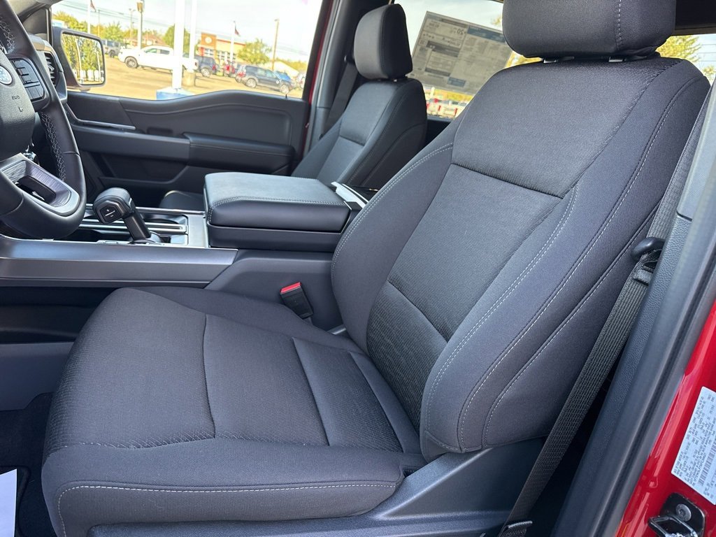 New 2025 Ford F150 XLT image 8
