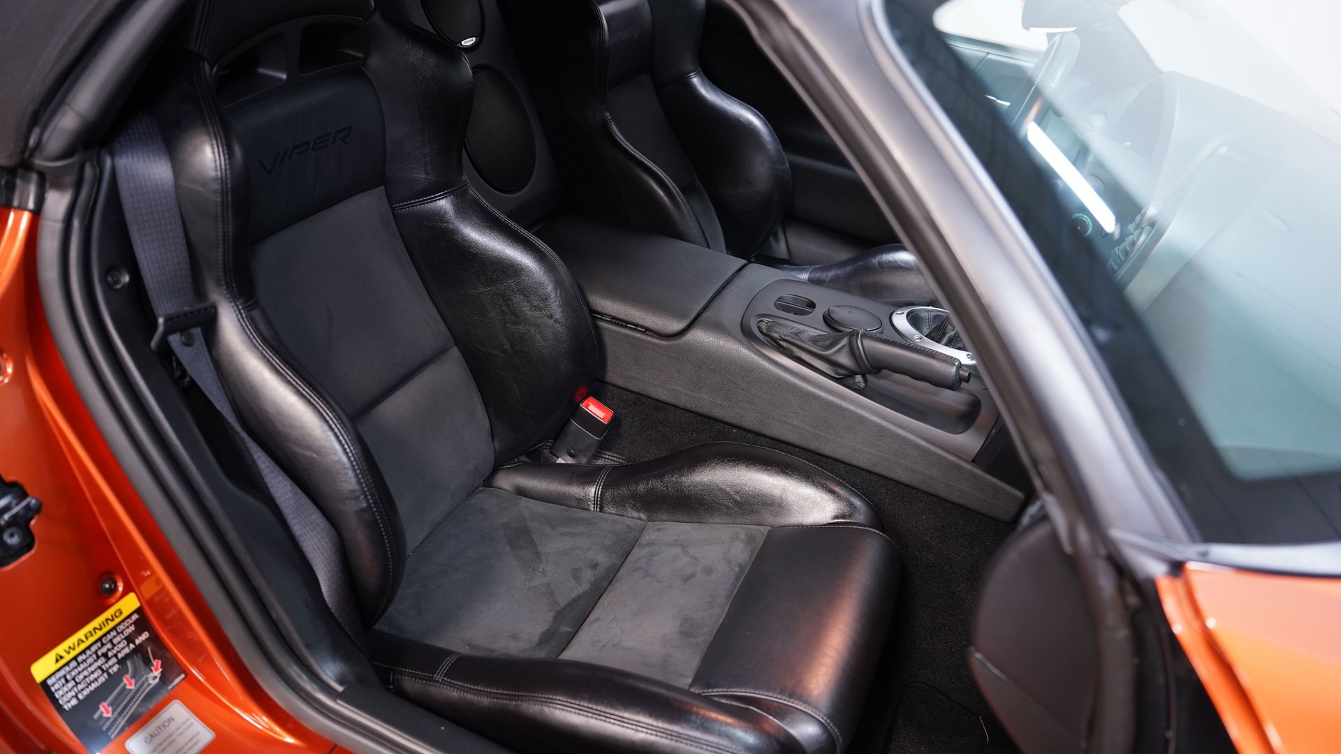 Used 2010 Dodge Viper SRT-10 image 39