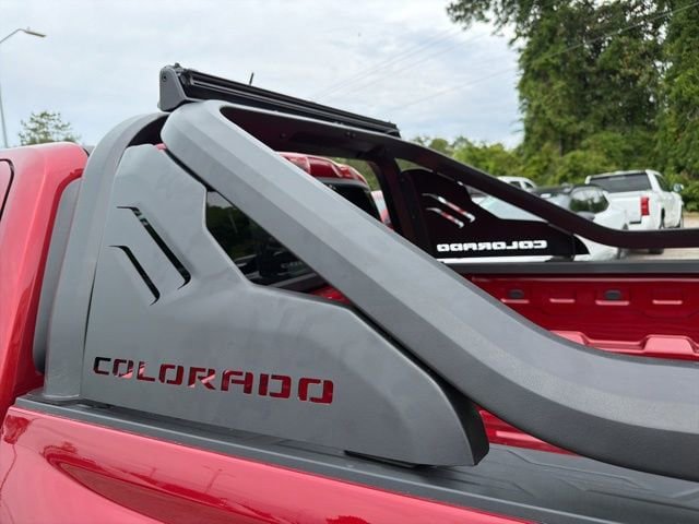 New 2026 Chevrolet Colorado Z71 w/ Midnight Edition AWD/4WD image 14