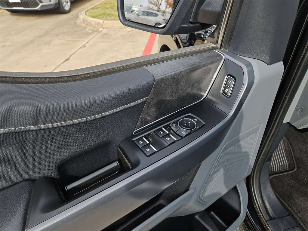 Used 2025 Ford F150 XLT w/ Equipment Group 301A Standard image 14