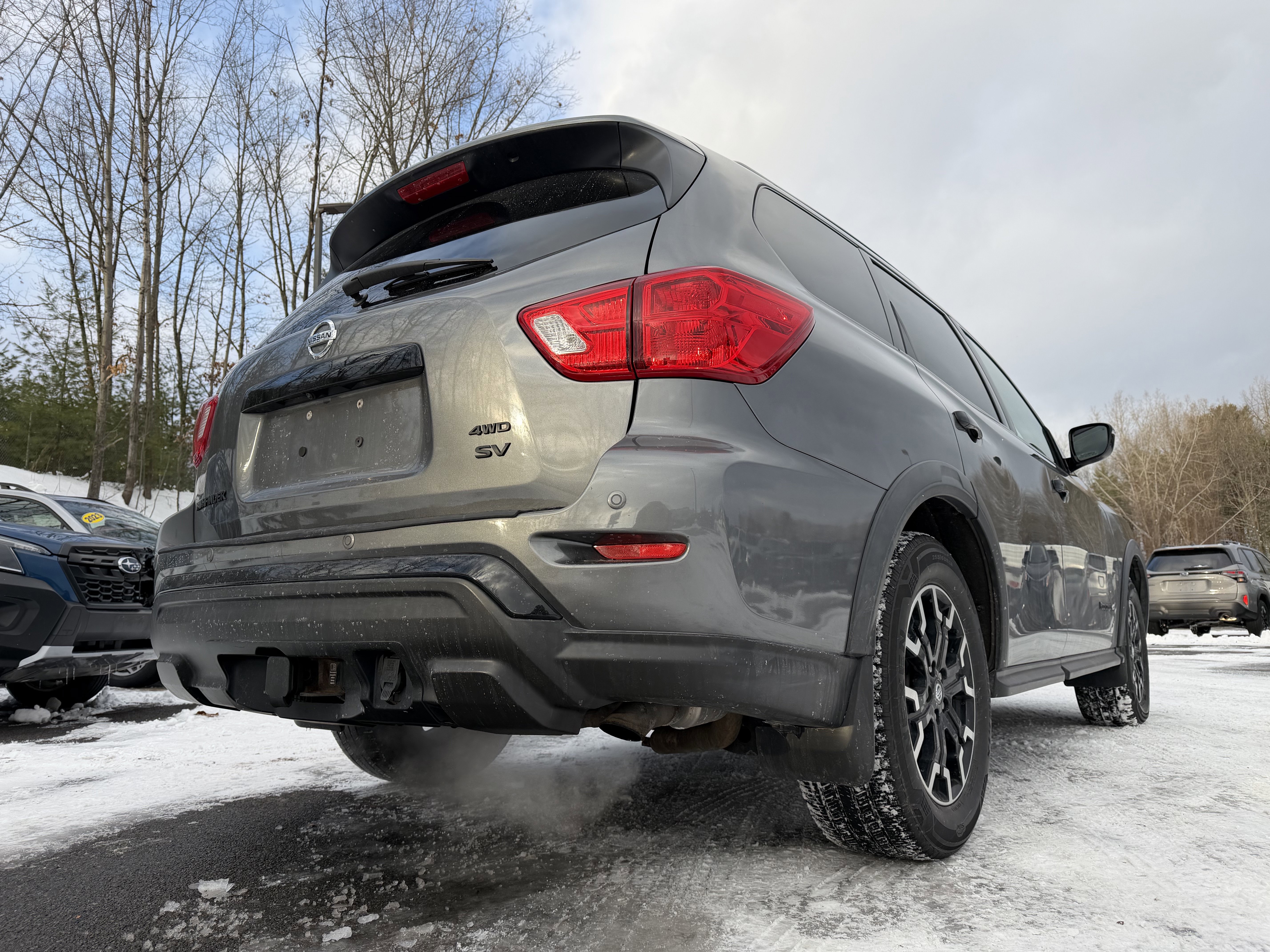 Used 2020 Nissan Pathfinder SV w/ Rock Creek Edition image 10