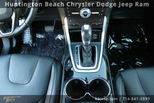 Used 2018 Ford Edge Titanium image 14