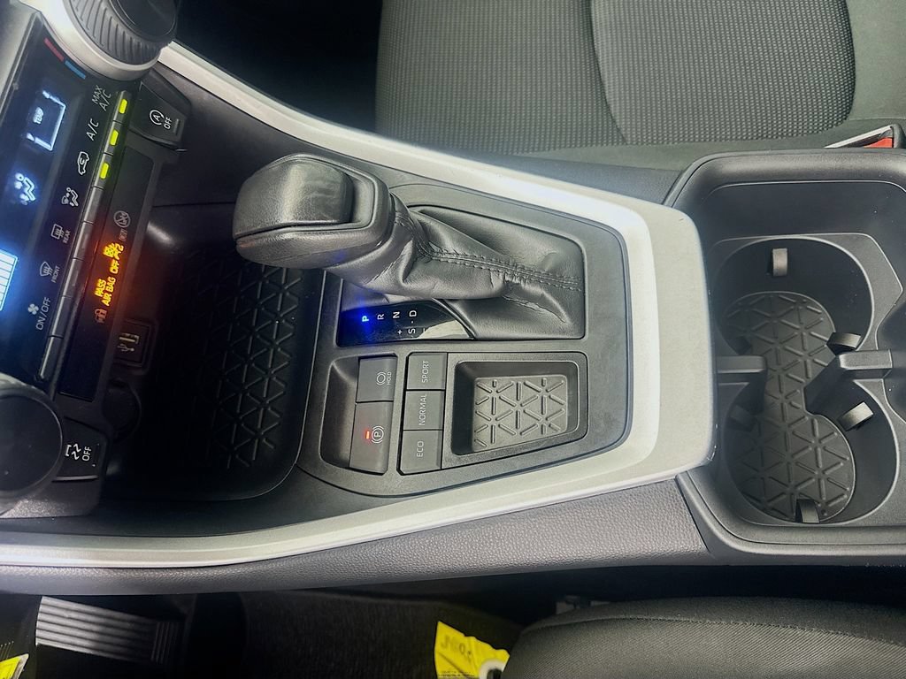 Certified 2025 Toyota RAV4 LE FWD image 14