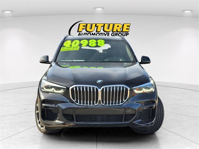 Used 2022 BMW X5 xDrive40i w/ M Sport Package image 2
