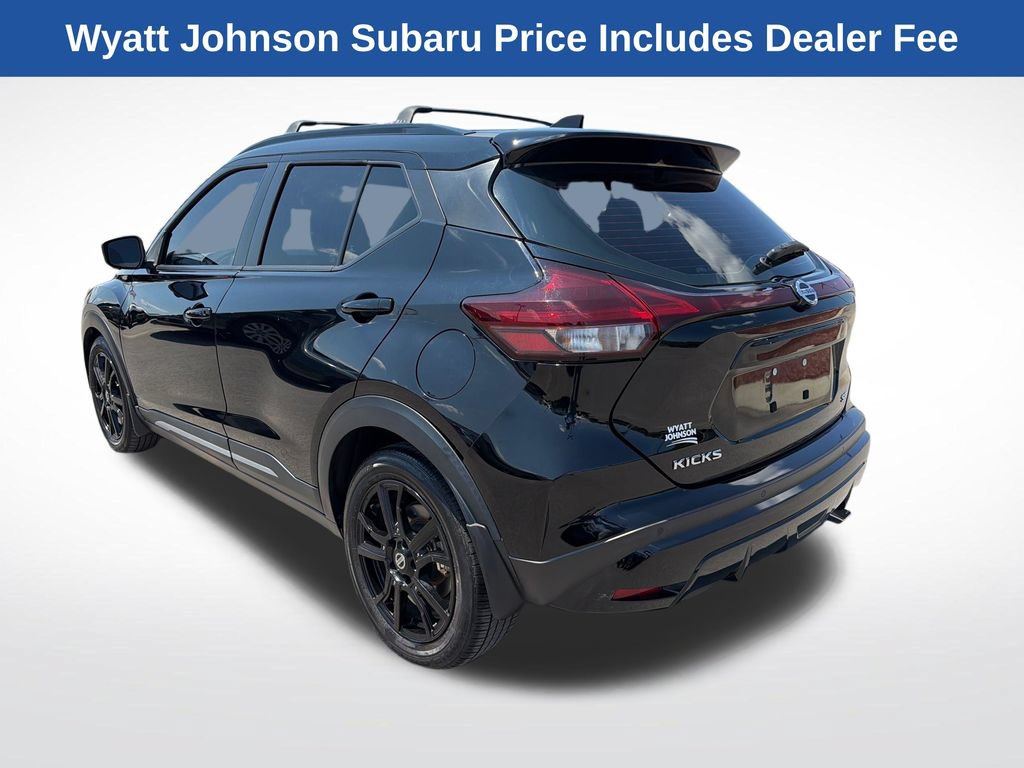 Used 2021 Nissan Kicks SR w/ SR Premium Package FWD image 7