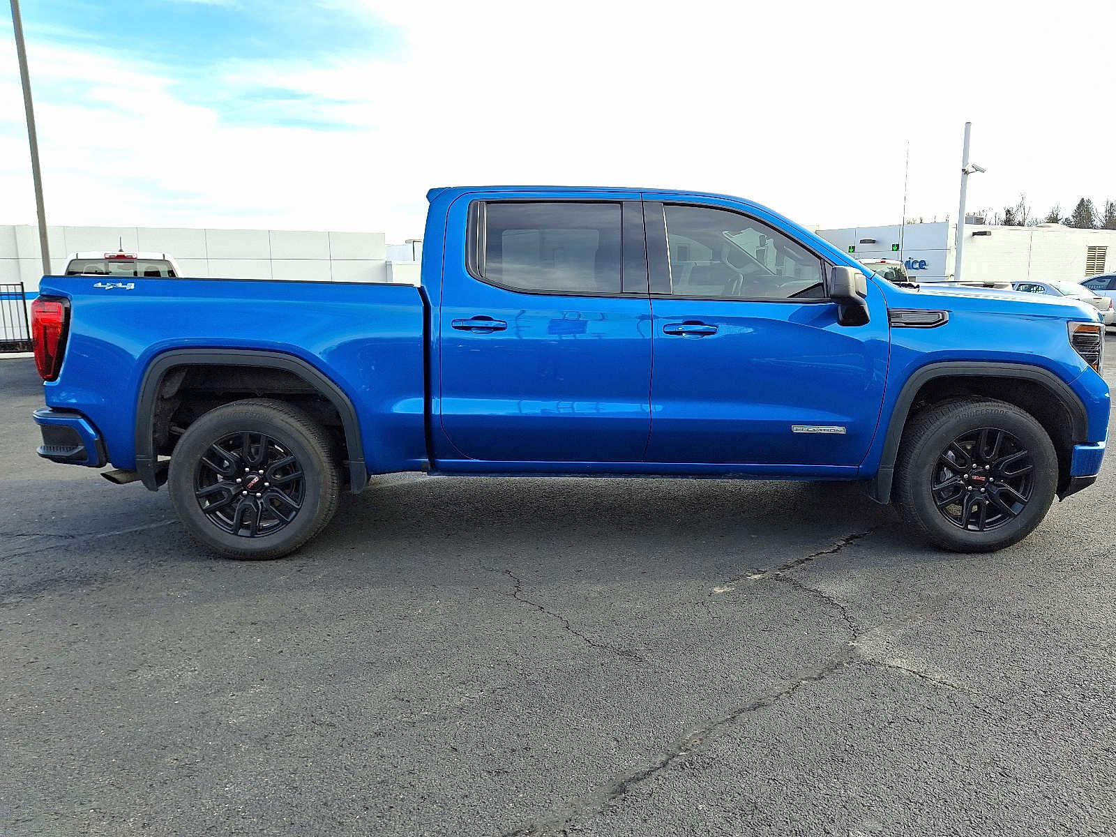 Used 2024 GMC Sierra 1500 Elevation image 8