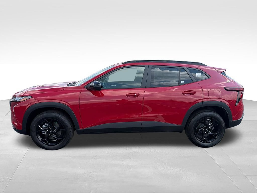 New 2026 Chevrolet Trax LT w/ Midnight Edition FWD video 2
