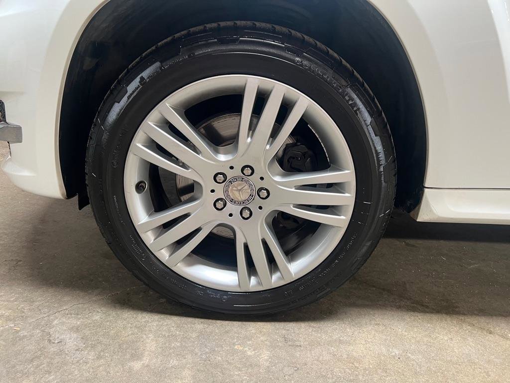 Used 2015 Mercedes-Benz GLK 350 2WD image 16