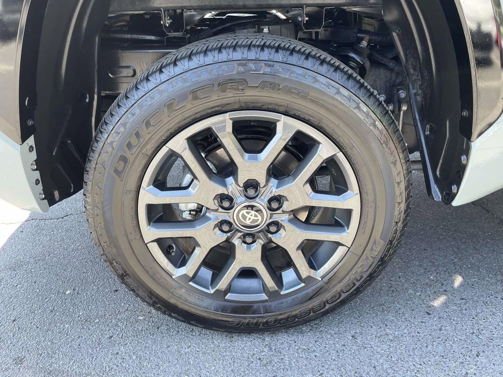 Used 2025 Toyota Tundra Platinum image 9