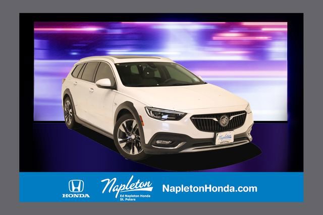 Used 2018 Buick Regal Essence w/ Driver Confidence Package #1