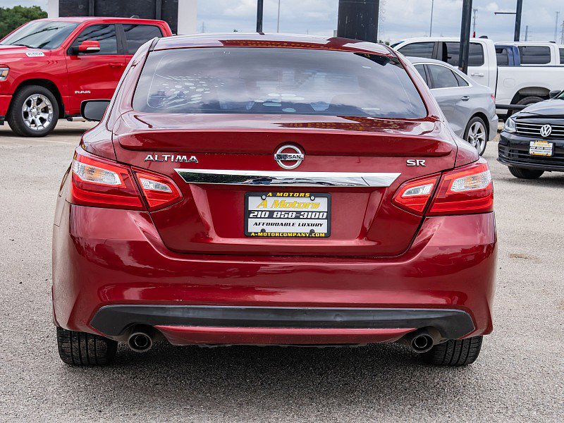 Used 2016 Nissan Altima 2.5 SR FWD image 6