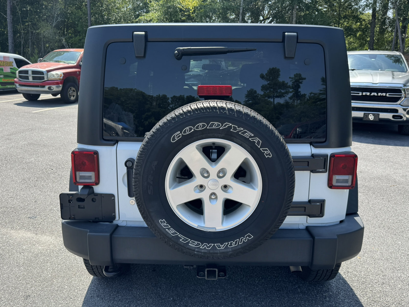 Used 2017 Jeep Wrangler Unlimited Sport w/ Quick Order Package 24S AWD/4WD image 6