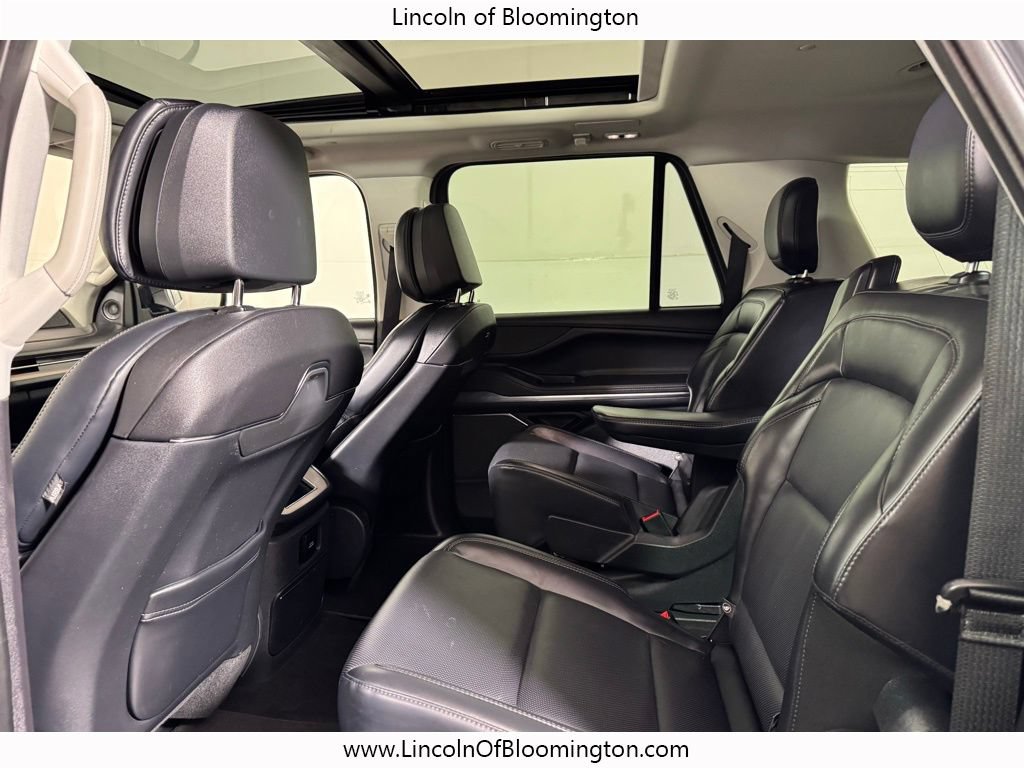 Used 2025 Lincoln Navigator L Reserve AWD/4WD image 52