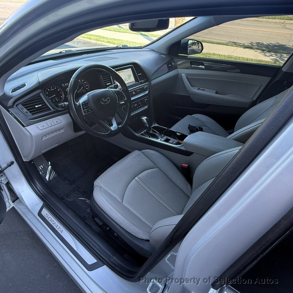 Used 2019 Hyundai Sonata Limited w/ Ultimate Package 04 FWD image 19