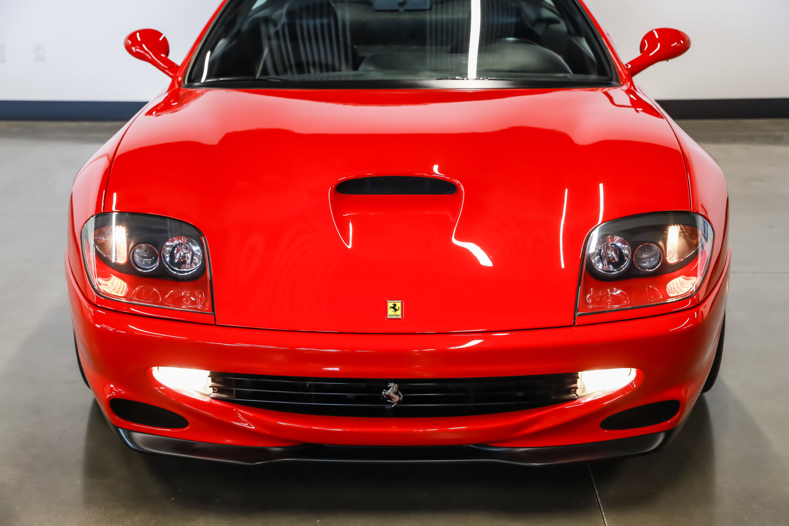 Used 2000 Ferrari 550 Maranello Coupe RWD image 4