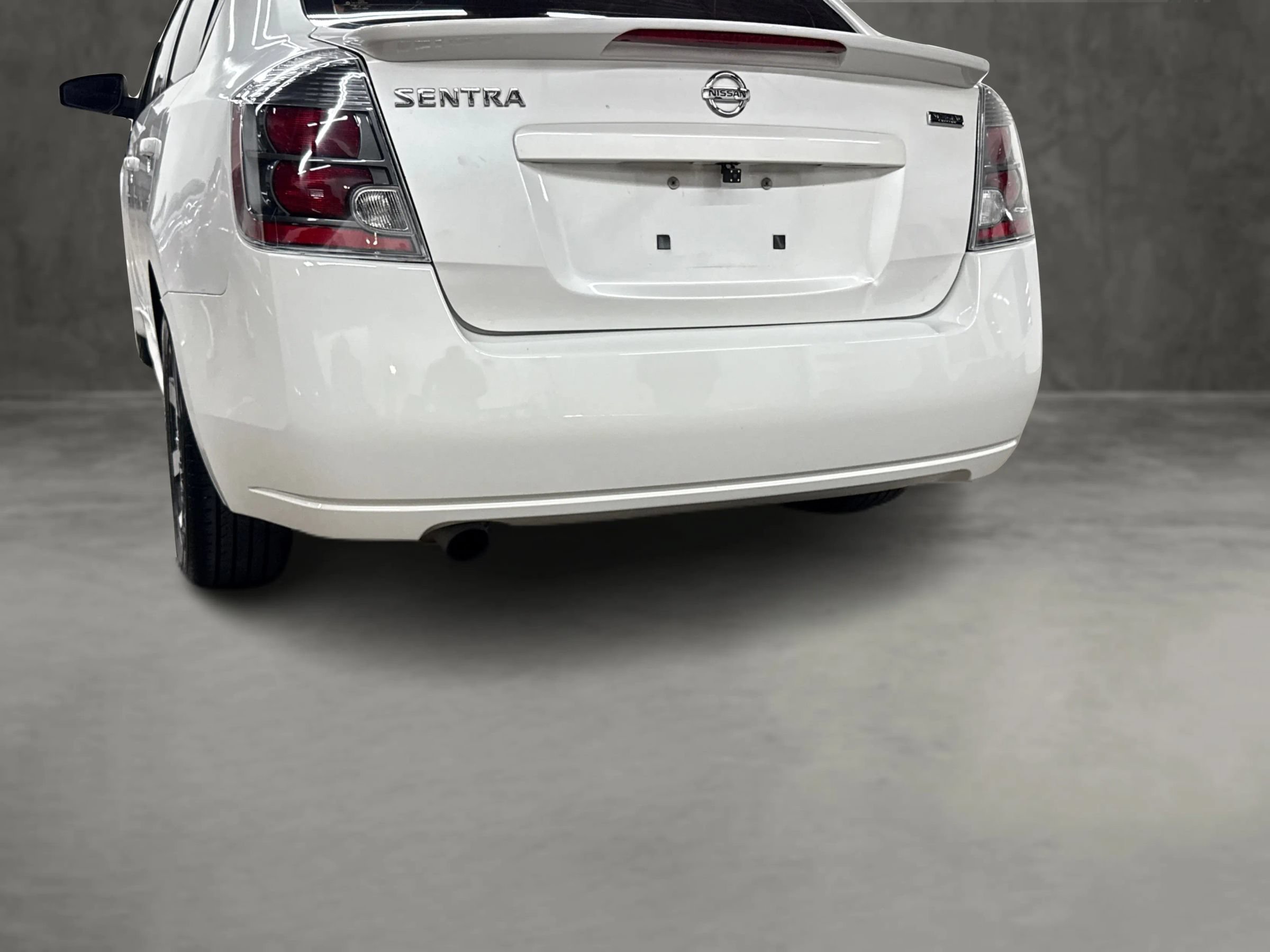 Used 2012 Nissan Sentra 2.0 SR w/ Special Edition Pkg FWD image 40