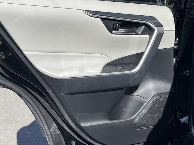 Used 2024 Toyota RAV4 XLE FWD image 20