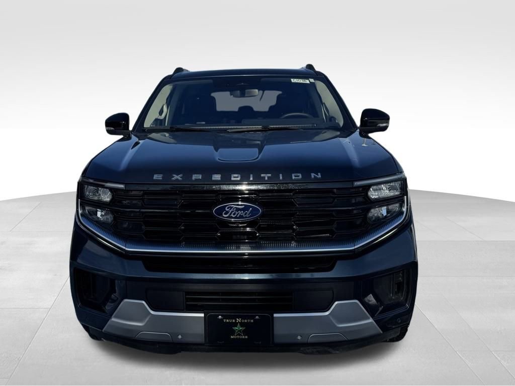 Used 2025 Ford Expedition Platinum w/ Platinum Ultimate Package image 3