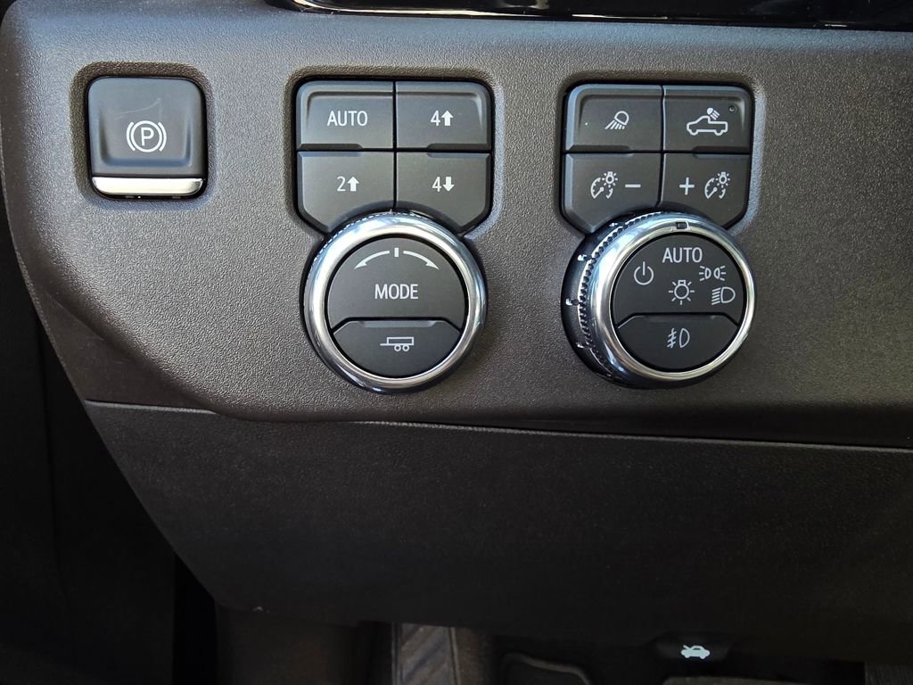 New 2026 GMC Sierra 1500 SLT w/ SLT Premium Package image 13