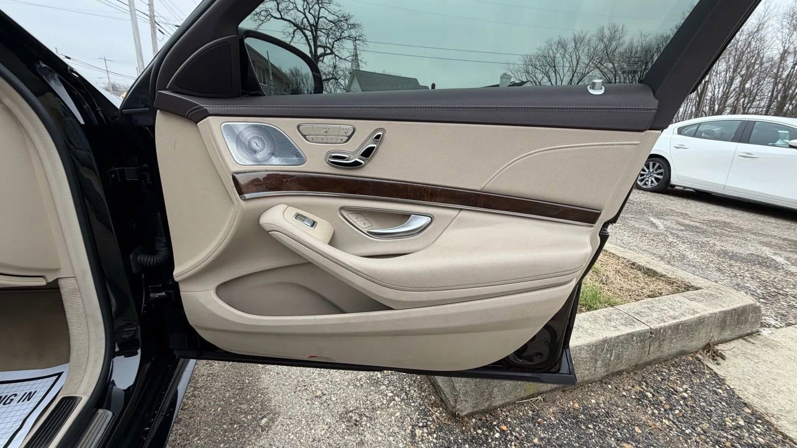 Used 2015 Mercedes-Benz S 550 4MATIC Sedan image 20