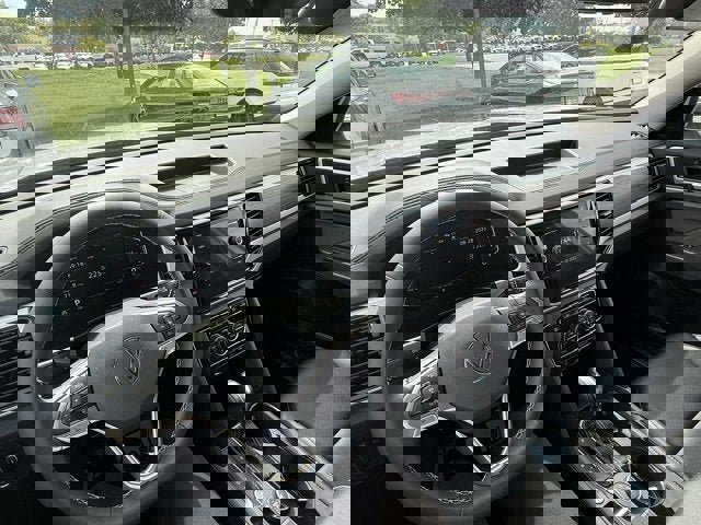 Certified 2022 Volkswagen Atlas SE image 20