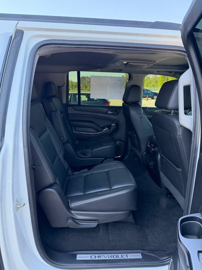 Used 2018 Chevrolet Suburban LT AWD/4WD image 19
