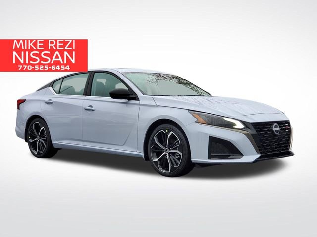 New 2025 Nissan Altima 2.5 SR w/ SR Premium Package image 1