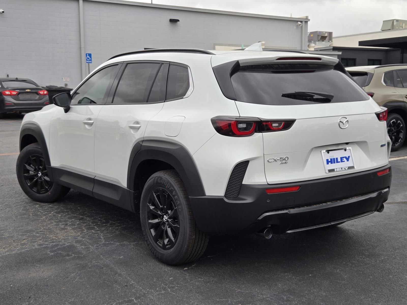 New 2026 MAZDA CX-50 AWD 2.5 Hybrid w/ Premium Pkg image 4