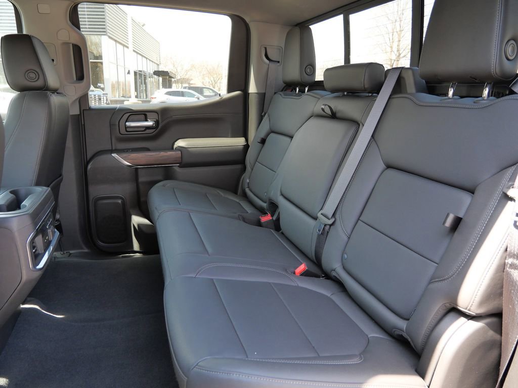 Used 2021 GMC Sierra 1500 SLT w/ SLT Premium Plus Package AWD/4WD image 28