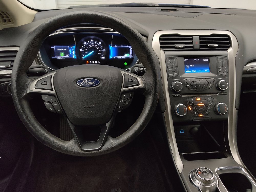 Used 2018 Ford Fusion S FWD image 22