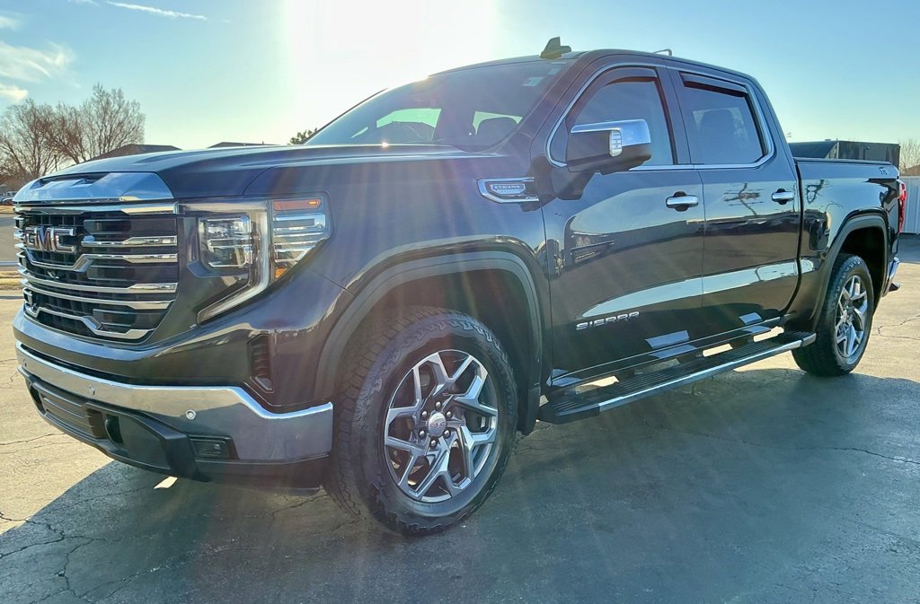 Used 2022 GMC Sierra 1500 SLT image 7