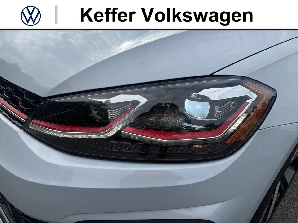 Used 2020 Volkswagen GTI SE FWD image 9