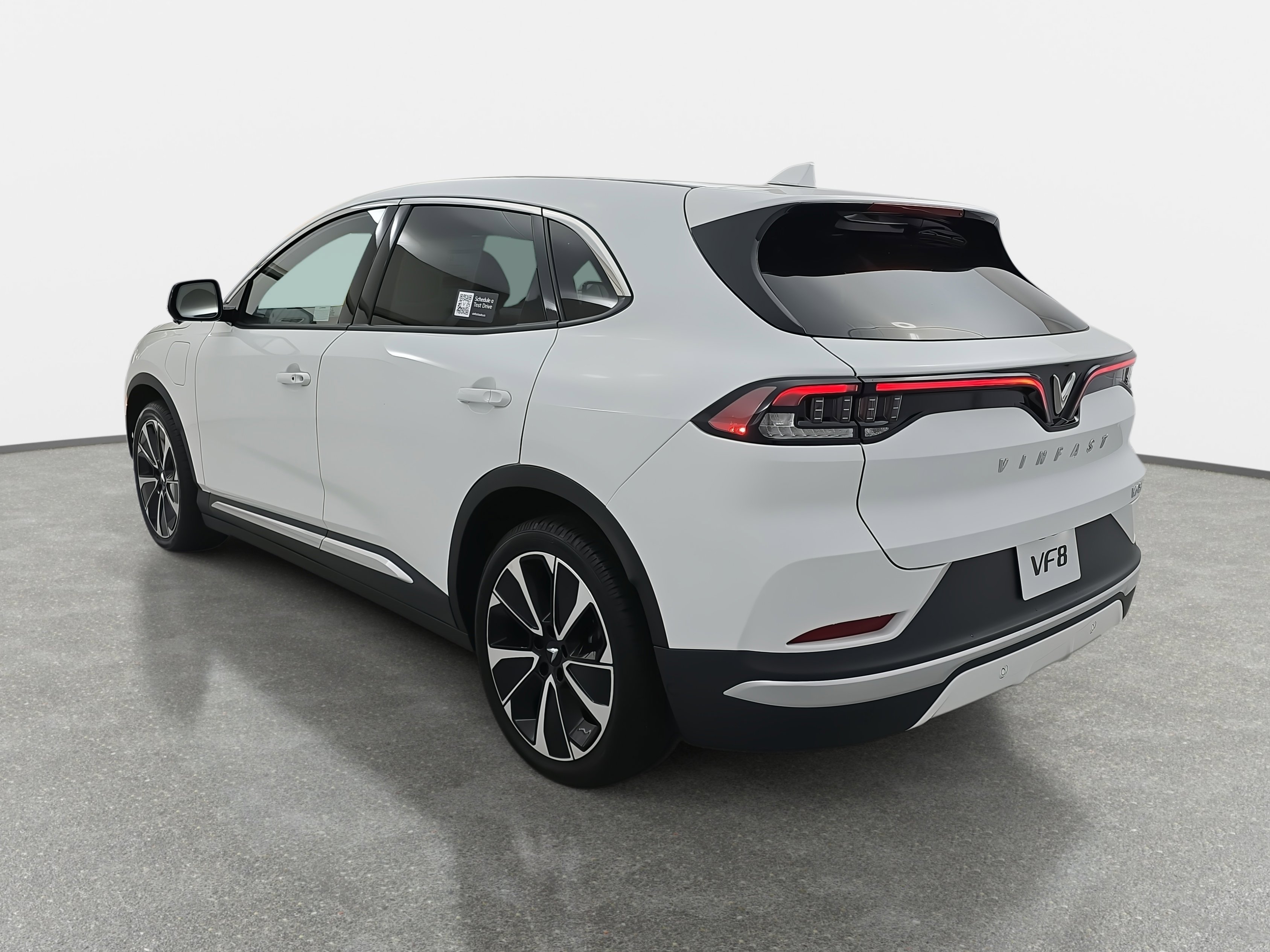 New 2025 VinFast VF 8 Plus image 7