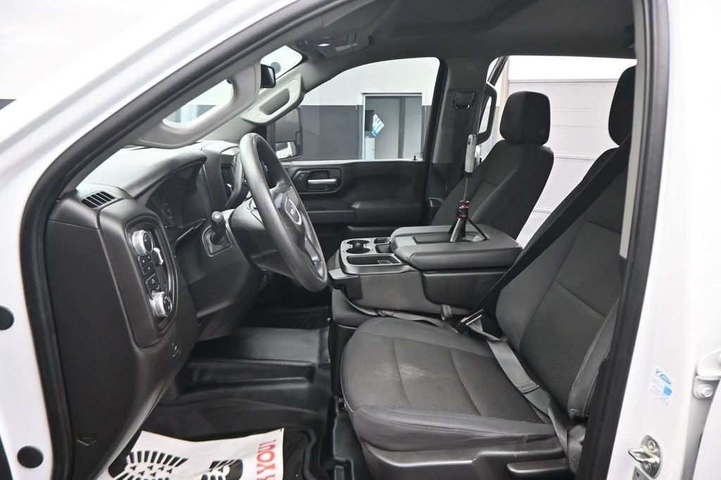 Used 2025 GMC Sierra 2500 Pro w/ Convenience Package AWD/4WD image 4