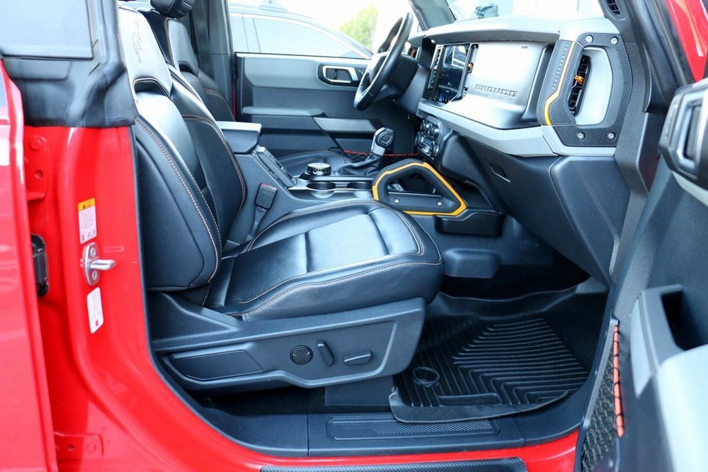 Used 2022 Ford Bronco Badlands image 35
