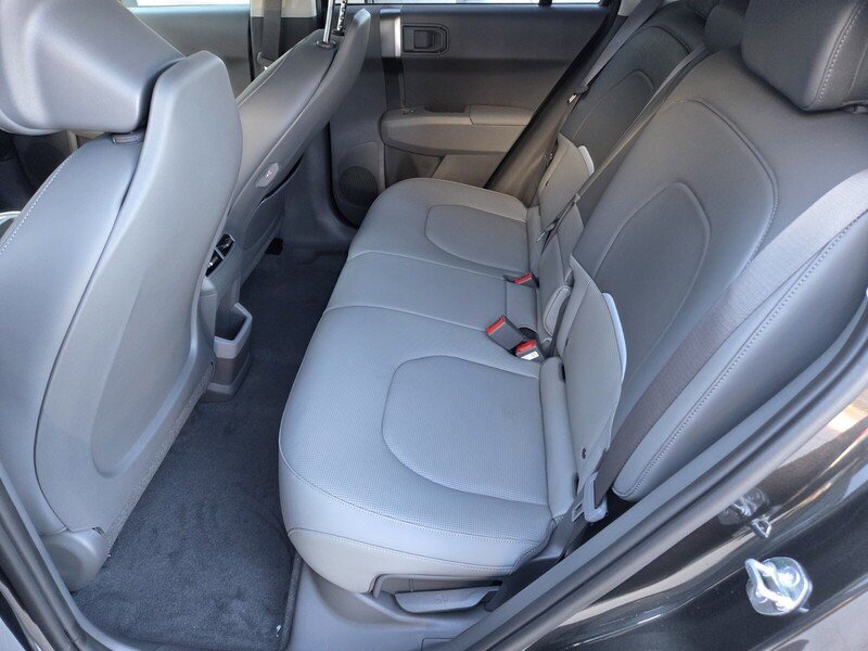 New 2027 Kia EV3 Wind FWD image 7