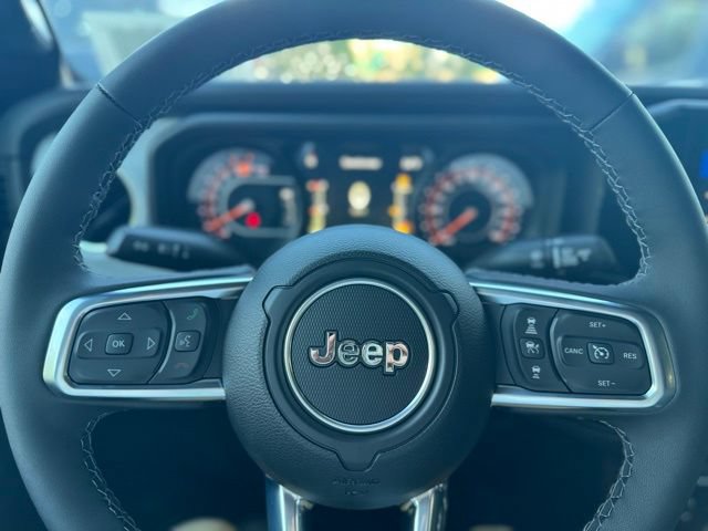New 2025 Jeep Wrangler Unlimited Sahara AWD/4WD image 22