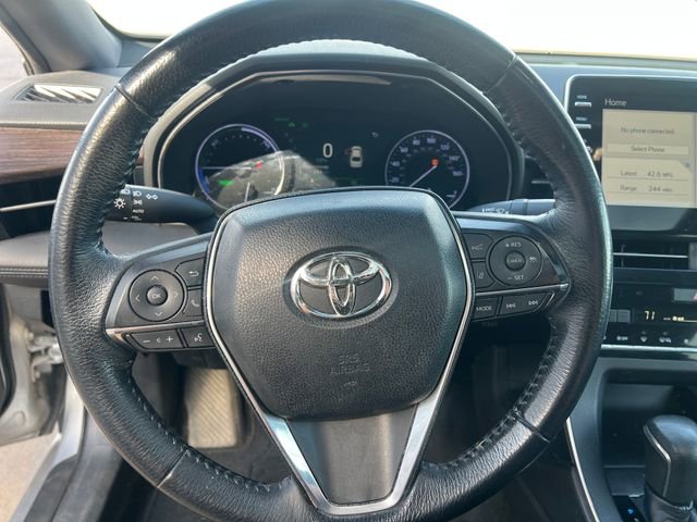 Used 2019 Toyota Avalon XLE w/ Moonroof Package image 13