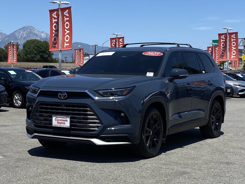 Certified 2025 Toyota Grand Highlander AWD Hybrid image 38