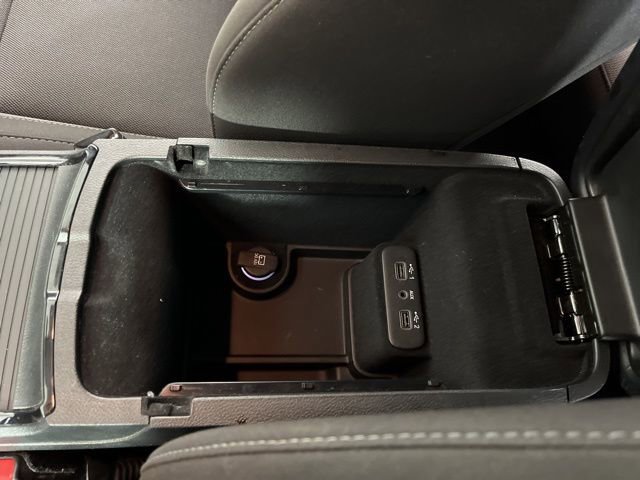 Used 2022 Dodge Charger SXT w/ Blacktop Package image 30