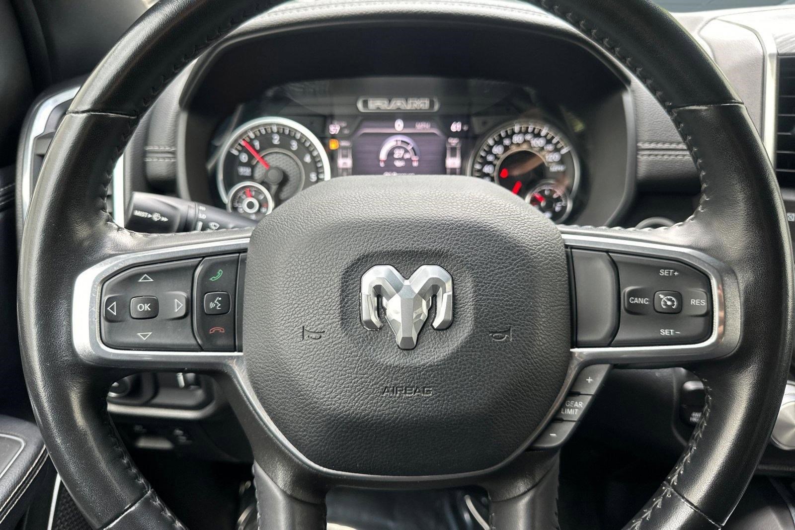 Used 2023 RAM 1500 Laramie AWD/4WD image 16