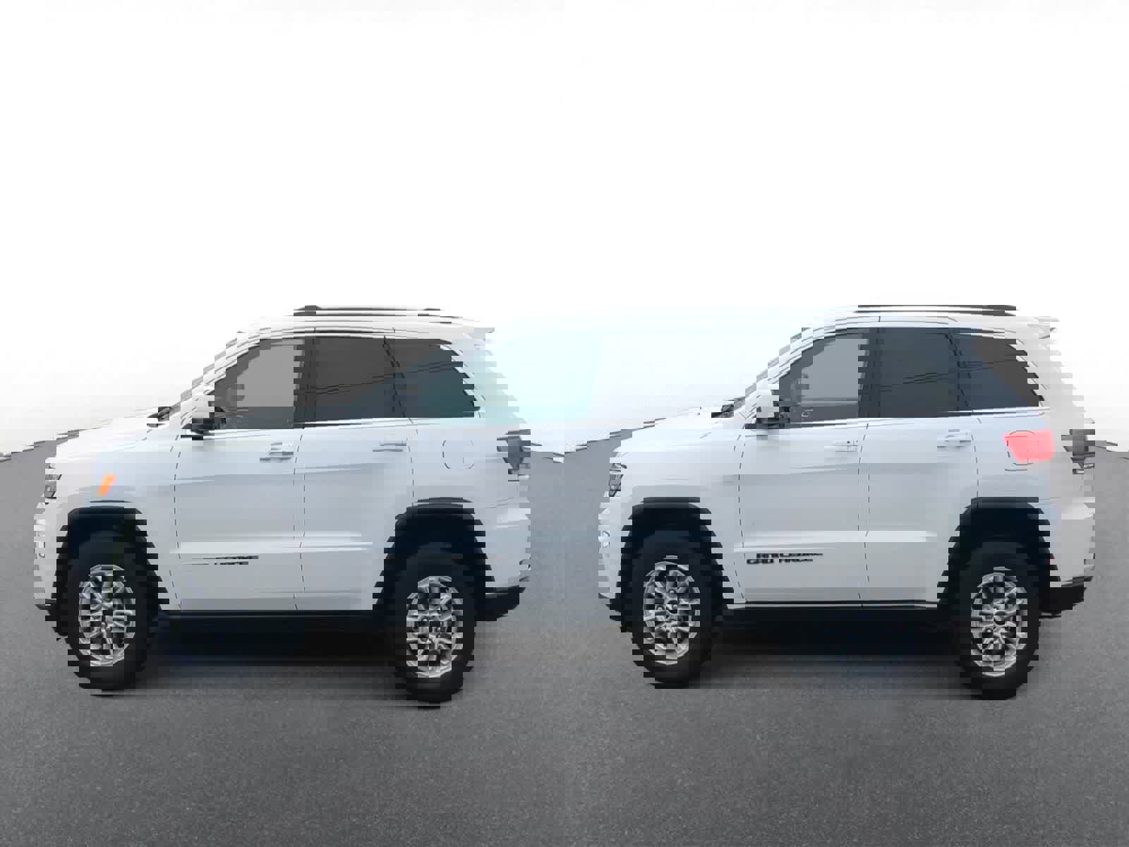 Certified 2019 Jeep Grand Cherokee Laredo AWD/4WD image 5