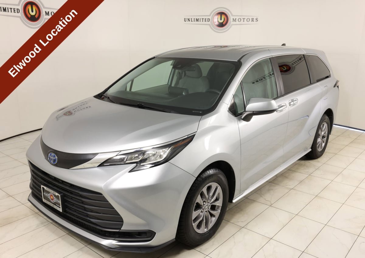 Used 2022 Toyota Sienna LE FWD image 33