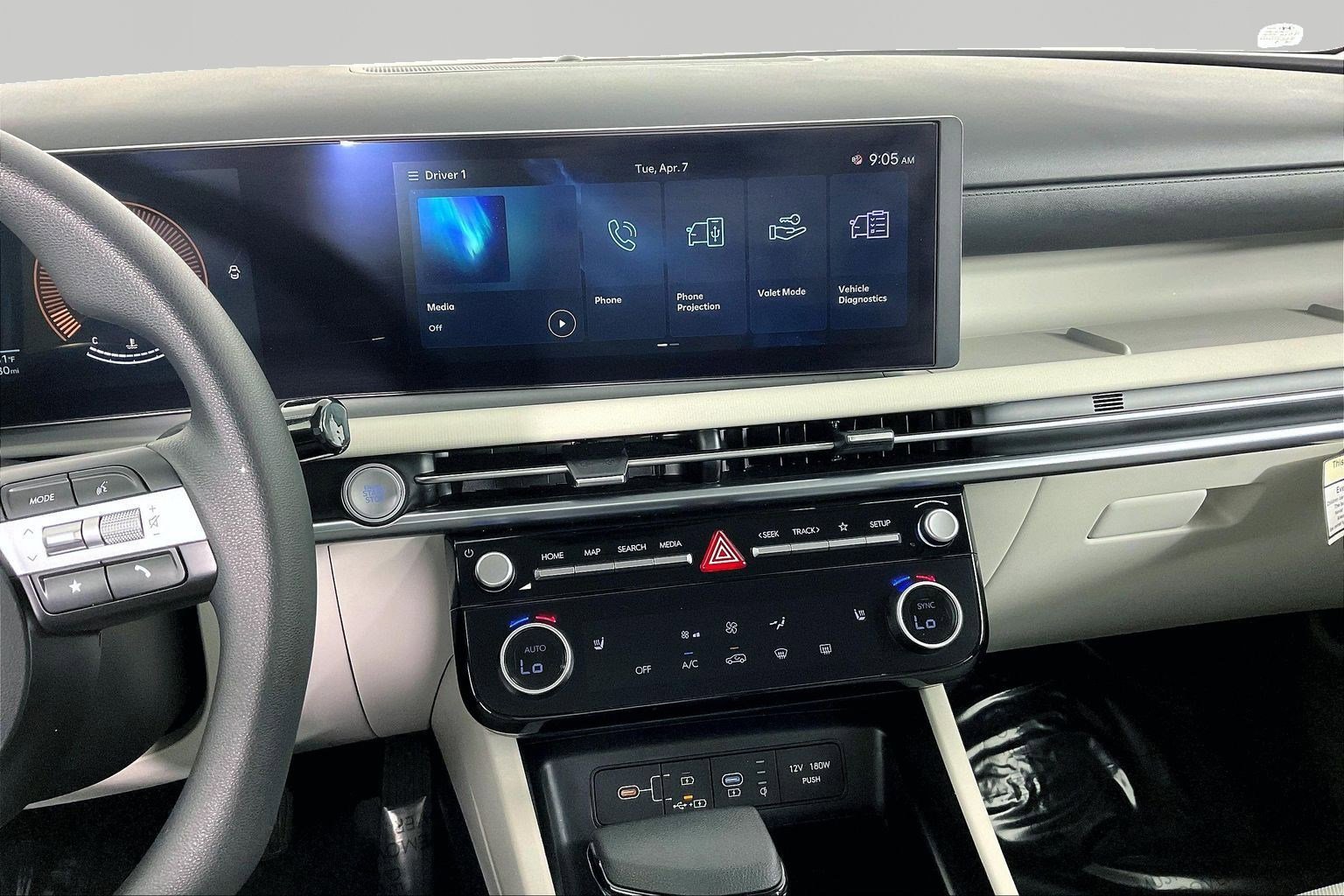 Certified 2025 Hyundai Tucson SEL image 9