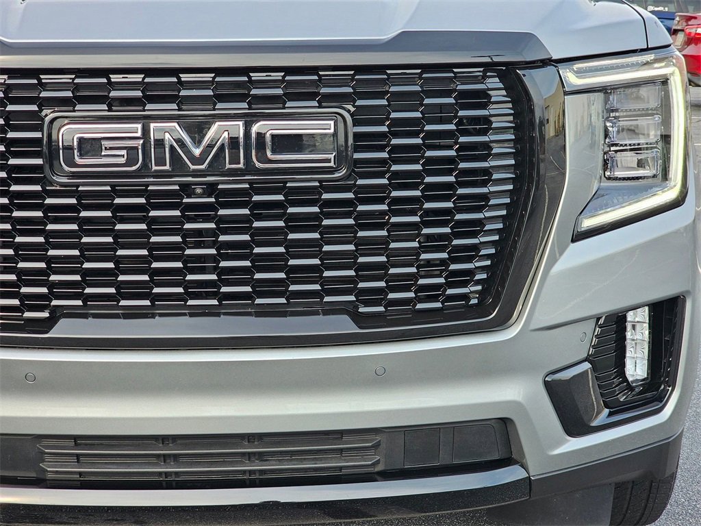Used 2024 GMC Yukon Denali image 9