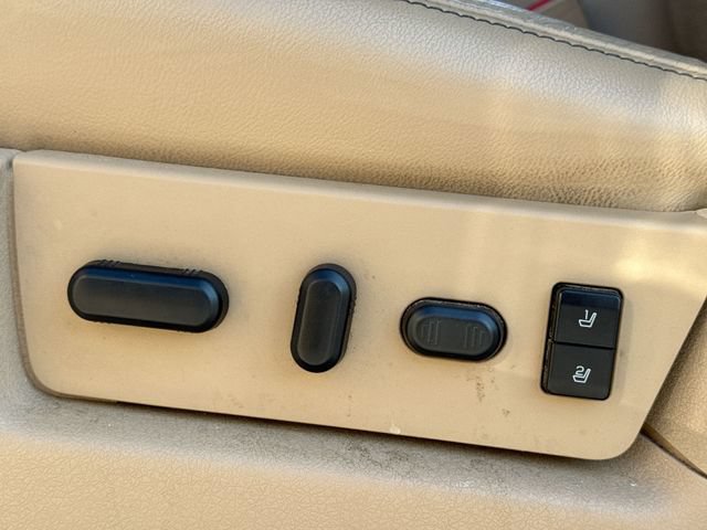 Used 2013 Ford F150 Lariat w/ Mid Equipment Group AWD/4WD image 12